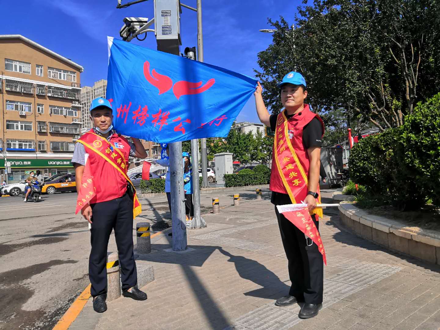 <strong>高潮要来了快点用你的鸡巴插进去视频</strong>